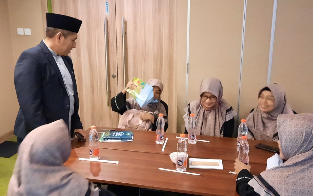 Guru Al-Qur’an Yayasan Masjid Mujahidin Surabaya Tingkatkan Kompetensi dengan Metode Wafa